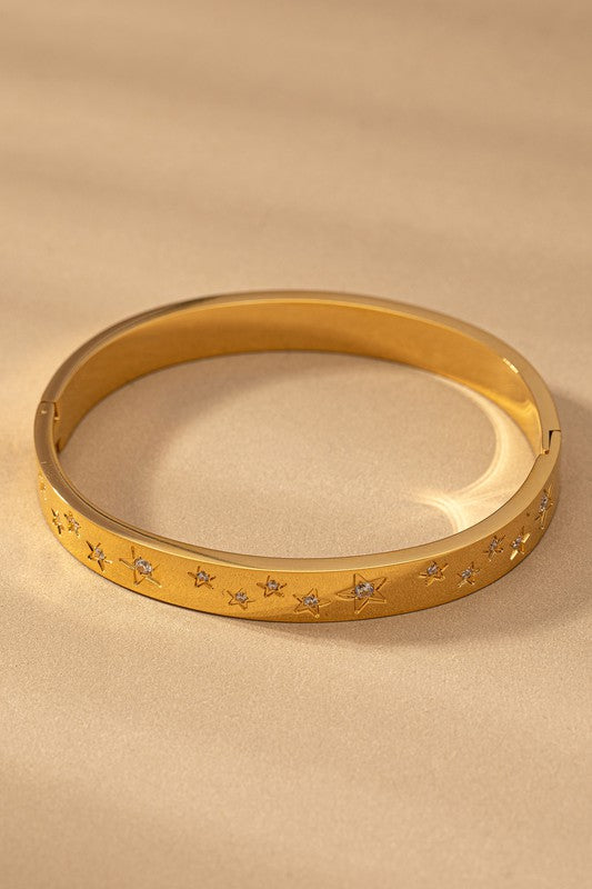 Waterproof stainless  engraved star hinge bangle